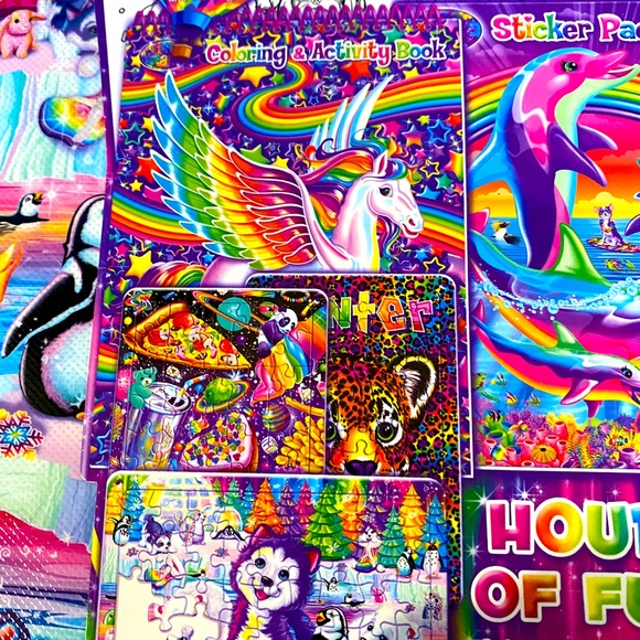 LISA FRANK TRIFOLD PORTFOLIO OVER 750 STICKERS 3 PUZZLES ACTIVITY SET MO… - Picture 3 of 16